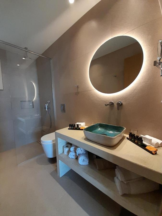 Life Suites Tourlos Eksteriør bilde